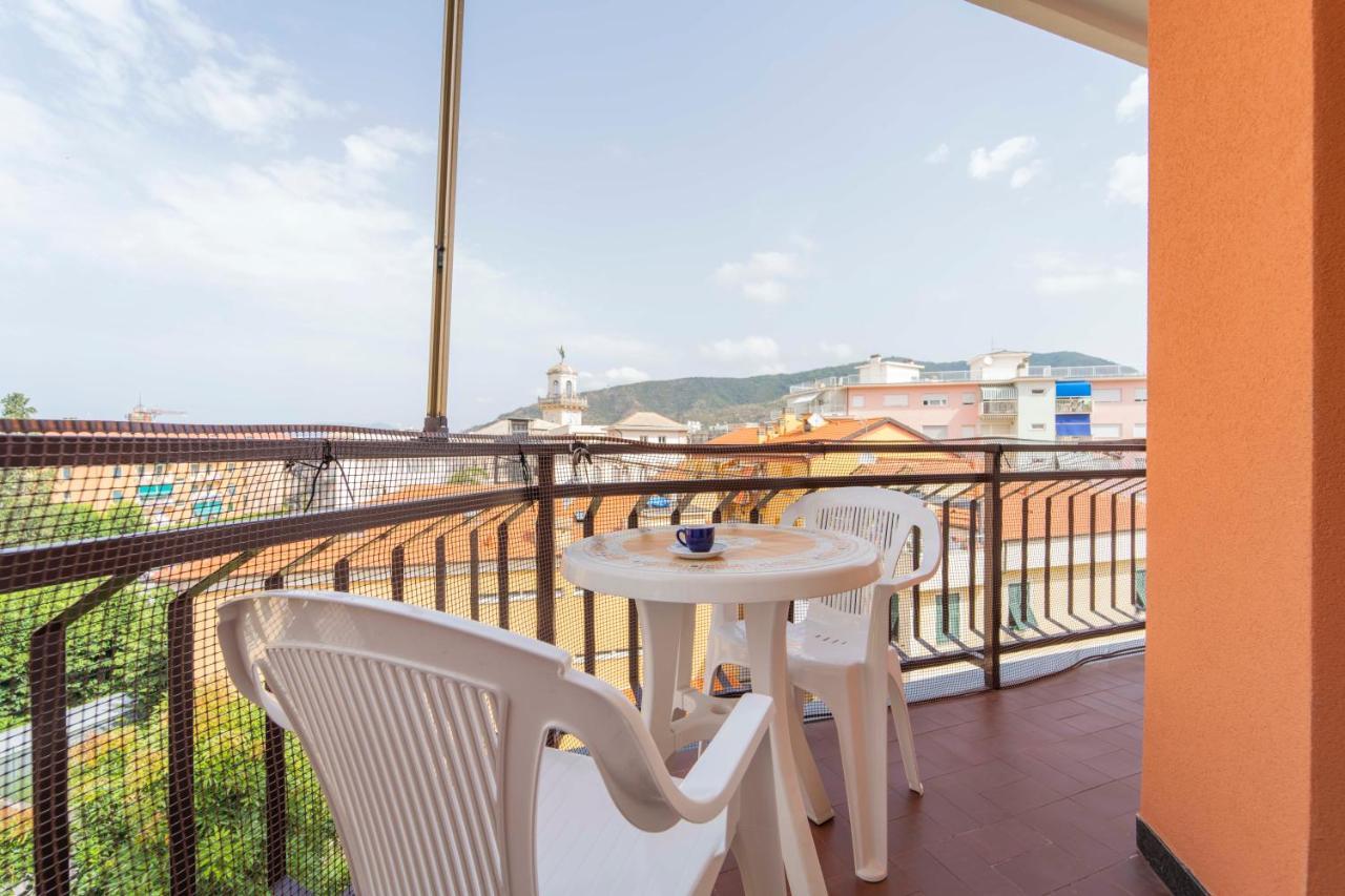 193 - Casa Via Della Chiusa - Centralissimo E Vicino Alla Baia Del Silenzio, Spiaggia E Mare 150M - Parcheggio Gratis Incluso E Aria Condizionata セストリ・レヴァンテ エクステリア 写真